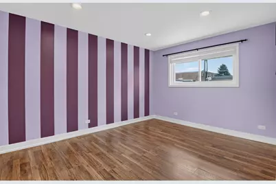 576 Dara James Road, Des Plaines, IL 60016 - Photo 13