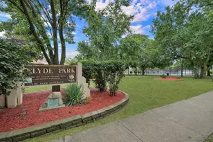 2715 S 61st Ave S, Cicero, IL 60804 - Photo 19
