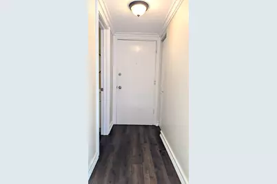 7 Crestview Lane #9, Vernon Hills, IL 60061 - Photo 9