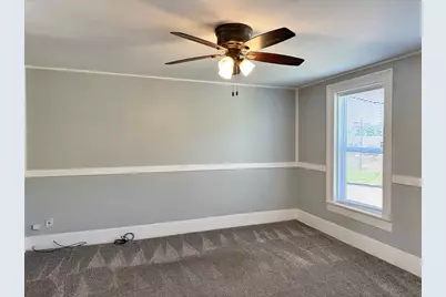 326 Railroad Street #2, Woodstock, IL 60098 - Photo 3