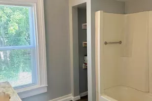 326 Railroad St, Woodstock, IL 60098 - Photo 13