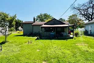 130 S Iowa Ave, Ladd, IL 61329 - Photo 3