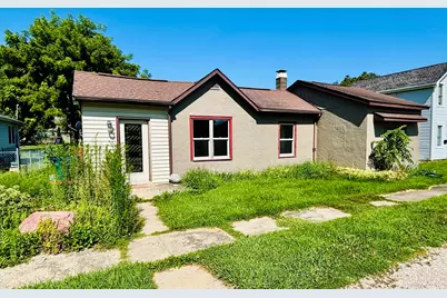 130 S Iowa Avenue, Ladd, IL 61329 - Photo 1