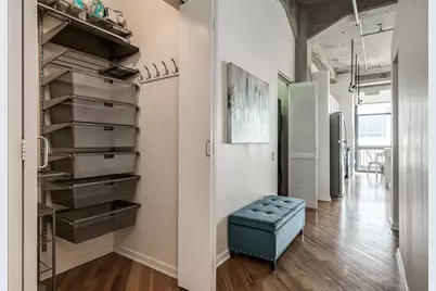 210 S Desplaines Street #402, Chicago, IL 60661 - Photo 3