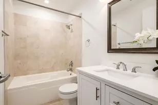 210 S Desplaines St, Chicago, IL 60661 - Photo 21