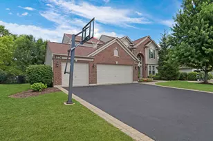 18774 W Glenhurst Dr, Lake Villa, IL 60046 - Photo 3