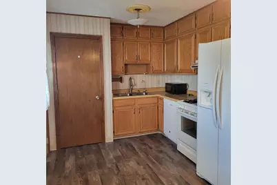 2019 Barnaby Drive, Loves Park, IL 61111 - Photo 5