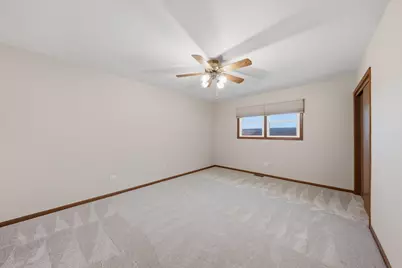10S221 Suffield Drive, Downers Grove, IL 60516 - Photo 11
