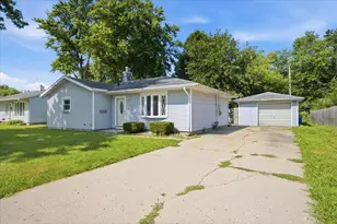 1329 Chippewa Dr, Ottawa, IL 61350 - Photo 5
