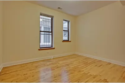5419 S Hyde Park Boulevard #2, Chicago, IL 60615 - Photo 3