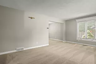 1770 Sweetbriar Ln, Rockford, IL 61107 - Photo 13