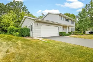 1770 Sweetbriar Ln, Rockford, IL 61107 - Photo 3