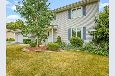 1770 Sweetbriar Lane, Rockford, IL 61107 - Photo 5