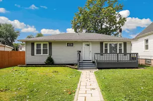 6243 Birmingham St, Chicago Ridge, IL 60415 - Photo 1
