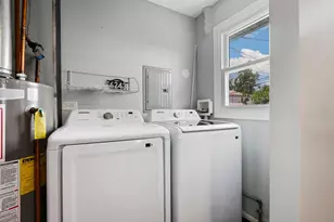 6243 Birmingham St, Chicago Ridge, IL 60415 - Photo 9