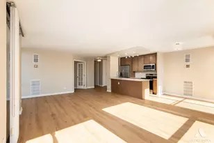345 W Fullerton Pkwy, Chicago, IL 60614 - Photo 5