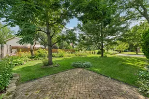 5641 Deerpath Ln, Downers Grove, IL 60516 - Photo 25