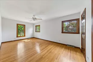 5641 Deerpath Ln, Downers Grove, IL 60516 - Photo 17