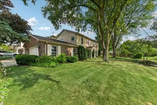 5641 Deerpath Ln, Downers Grove, IL 60516 - Photo 29