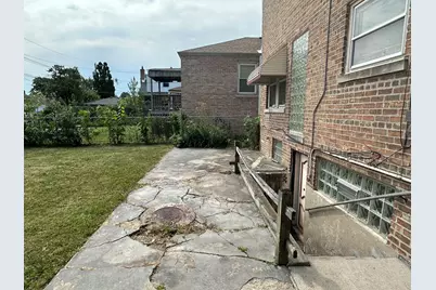 8433 S Wolcott Avenue, Chicago, IL 60620 - Photo 21