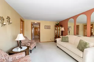 7707 Merrimac Ave, Burbank, IL 60459 - Photo 3
