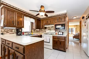 7707 Merrimac Ave, Burbank, IL 60459 - Photo 5