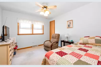 7707 Merrimac Avenue, Burbank, IL 60459 - Photo 9