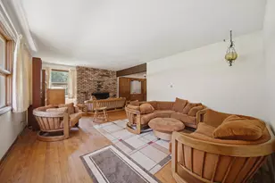 15721 Lakeside Dr, Sterling, IL 61081 - Photo 9