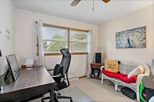 910 Division St, Barrington, IL 60010 - Photo 33