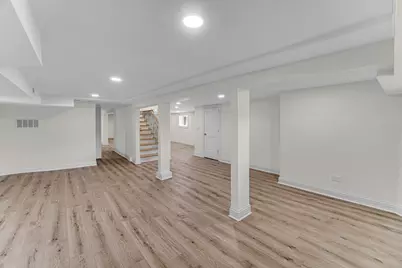 6341 N Campbell Avenue, Chicago, IL 60659 - Photo 17