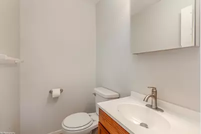2319 Springhill Lane, Lindenhurst, IL 60046 - Photo 11