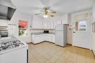 6704 W Albion Ave W, Niles, IL 60714 - Photo 5