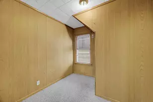 6704 W Albion Ave W, Niles, IL 60714 - Photo 7