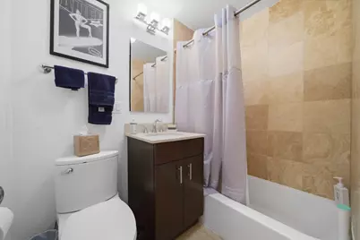 2930 N Sheridan Road #201, Chicago, IL 60657 - Photo 13