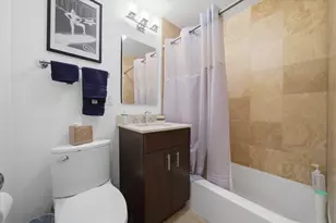 2930 N Sheridan Rd, Chicago, IL 60657 - Photo 13
