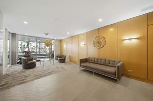 2930 N Sheridan Rd, Chicago, IL 60657 - Photo 17
