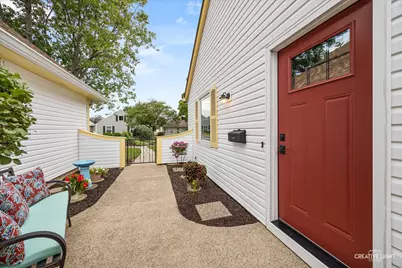 19 Garden Drive, Montgomery, IL 60538 - Photo 3