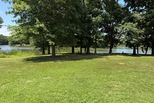 8 Lakedale Dr, Salem, IL 62881 - Photo 7