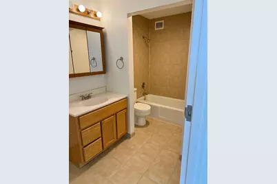 2015 S Finley Road S #812, Lombard, IL 60148 - Photo 17
