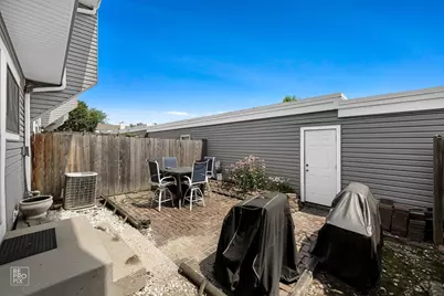 1236 Willow Lane, Gurnee, IL 60031 - Photo 31
