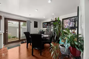 1236 Willow Ln, Gurnee, IL 60031 - Photo 7