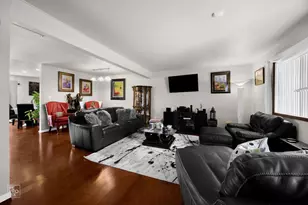 1236 Willow Ln, Gurnee, IL 60031 - Photo 3