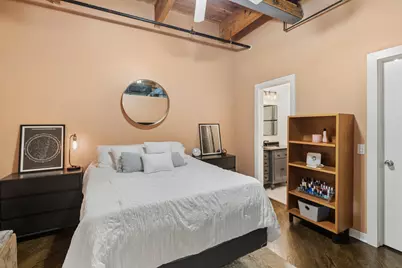 3900 N Claremont Avenue #205, Chicago, IL 60618 - Photo 11