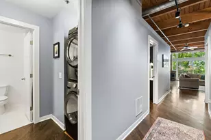 3900 N Claremont Ave, Chicago, IL 60618 - Photo 9