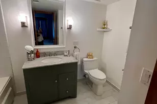 9410 S 77th Ct, Hickory Hills, IL 60457 - Photo 17