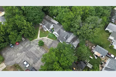 230 N McLean Boulevard, Elgin, IL 60123 - Photo 3