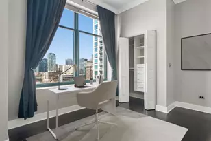 340 W Superior St, Chicago, IL 60654 - Photo 9