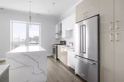 6555 W North Avenue #301, Oak Park, IL 60302 - Photo 3