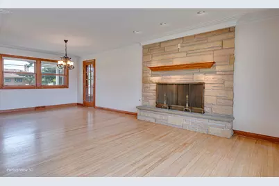 7952 Balmoral Avenue, Norwood Park Township, IL 60656 - Photo 9