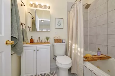 7209 N Damen Avenue #3, Chicago, IL 60626 - Photo 15